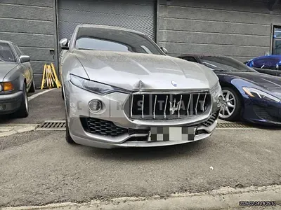 Photo 1 of 18: 2018 Maserati Levante — Korean insurance auction