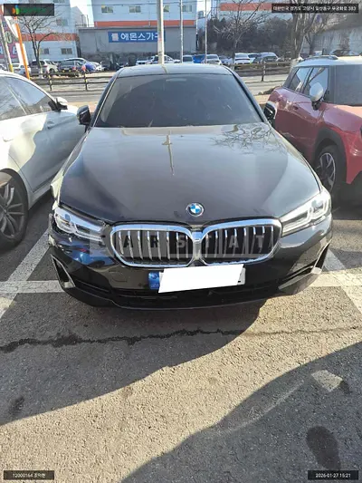 Photo 1 of 48: 2022 BMW 520i Luxury 7th, VIN WBA11BH08PWX89777 — Korean insurance auction