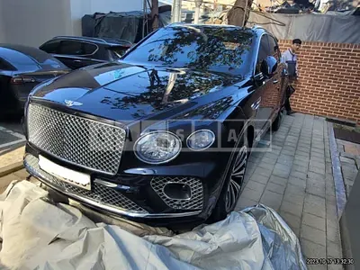 2022 Bentley Bentayga V8