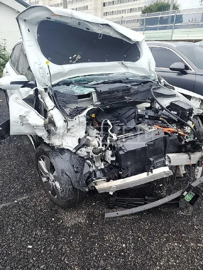 Photo 2 of 26: 2020 Hyundai Kona Electric — Korean insurance auction