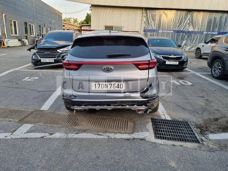 Photo 2 of 15: 2022 Kia Sportage, VIN KNAPL812HNK971867 — Korean insurance auction