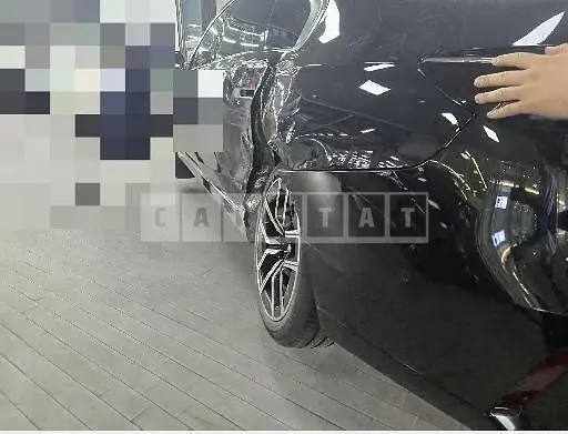 Photo 2 of 20: 2023 BMW 740i xDrive — Korean insurance auction