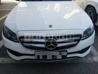 Photo 1 of 16: 2018 Mercedes-Benz E300 4Matic Avant-Garde (1,991CC), VIN WDDZF4KB3JA377452 — Korean insurance auction