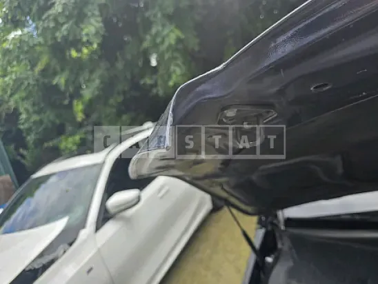 Photo 2 of 14: 2017 Mercedes-Benz C220 d — Korean insurance auction