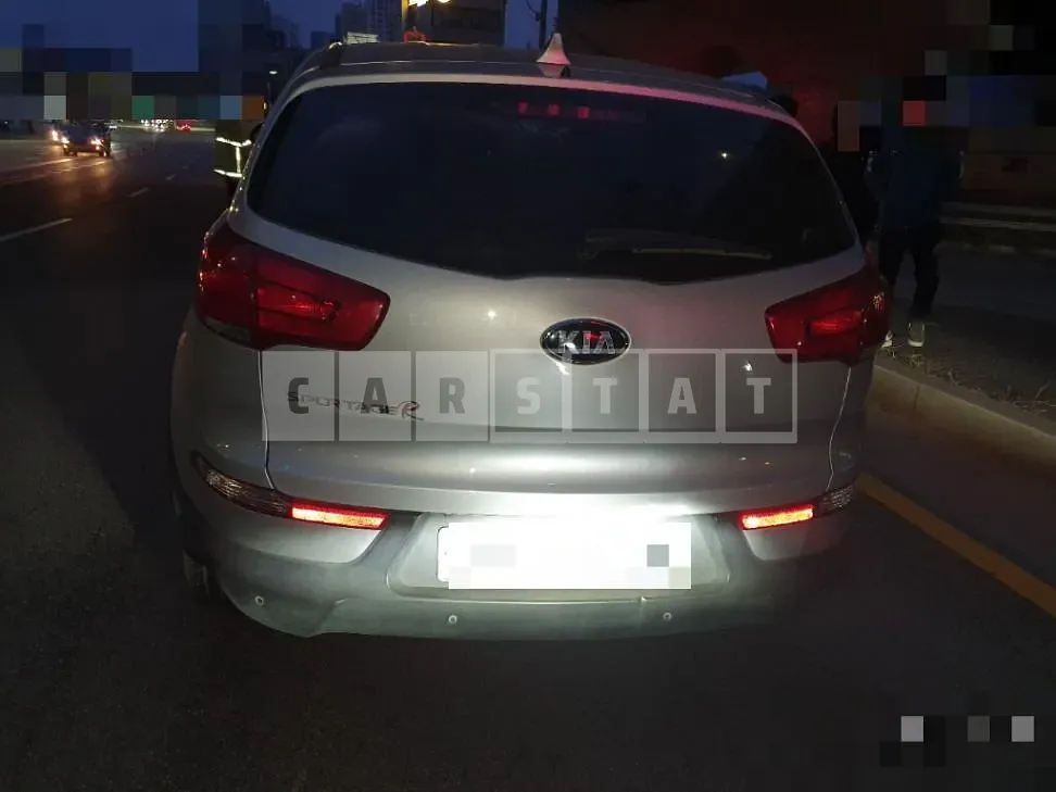 Photo 2 of 9: 2015 Kia Sportage R — Korean insurance auction