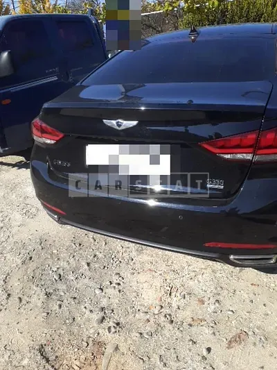 Photo 1 of 11: 2015 Genesis 3.3 — Korean insurance auction