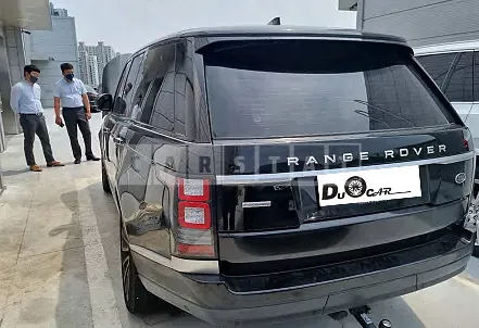 Photo 2 of 29: 2017 Land Rover Range Rover 4.4d, VIN SALGA2FJ2HA361607 — Korean insurance auction