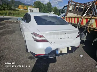 Photo 1 of 10: 2022 Genesis G70 — Korean insurance auction