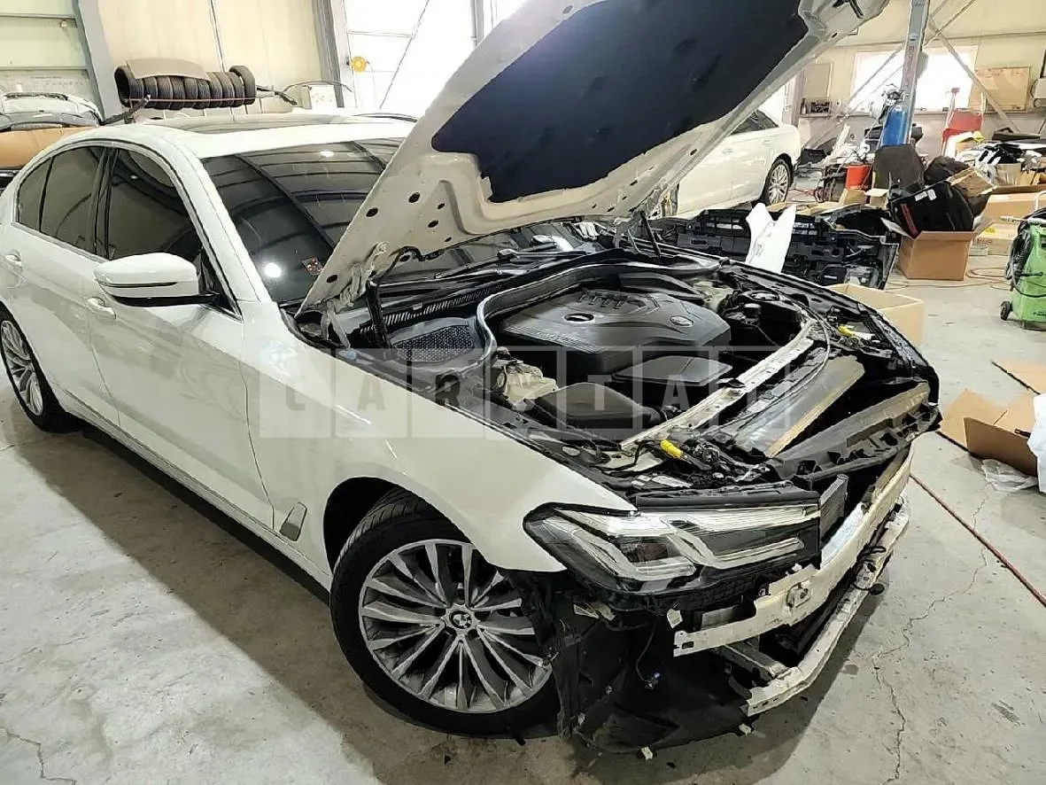 Photo 2 of 2: 2021 BMW (parts) 530i Light — Korean insurance auction