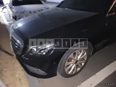 Photo 1 of 14: 2018 Mercedes-Benz E300, VIN WDDZF4JB1JA442123 — Korean insurance auction