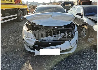 Photo 1 of 8: 2016 Kia K5 — Korean insurance auction