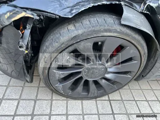 Photo 2 of 21: 2021 Tesla Model 3 Performance — Korean insurance auction