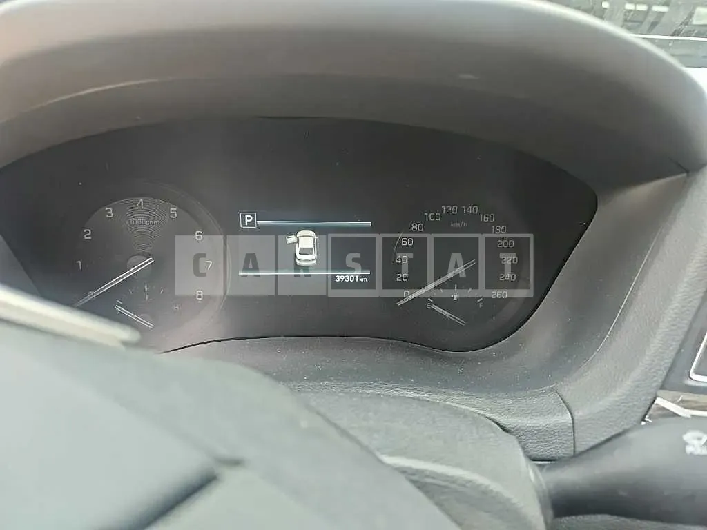 Photo 2 of 14: 2018 Genesis G80 3.3 — Korean insurance auction