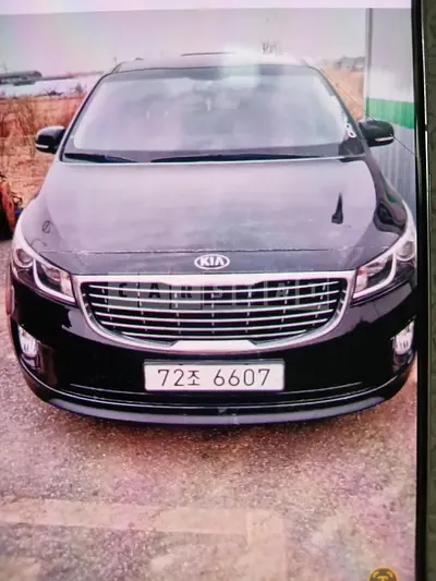 Photo 1 of 7: 2016 Kia All New Carnival 11-Seater Diesel Prestige, VIN KNHMF37ABGS215427 — Korean insurance auction