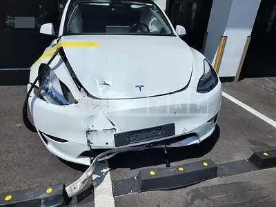 Photo 1 of 10: 2022 Tesla Model Y Long Range — Korean insurance auction