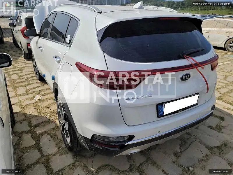 Photo 2 of 5: 2021 Kia Sportage, VIN KNAPN813BMK924126 — Korean insurance auction