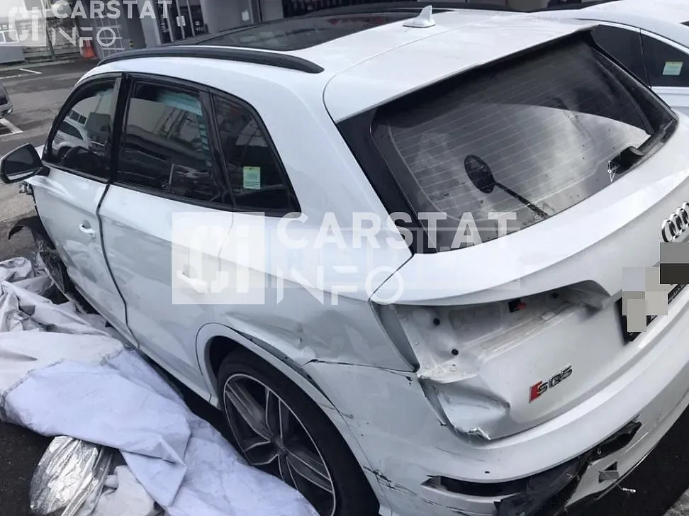 Photo 2 of 25: 2020 Audi SQ5 TDI, VIN WAUZZZFY3L2083556 — Korean insurance auction