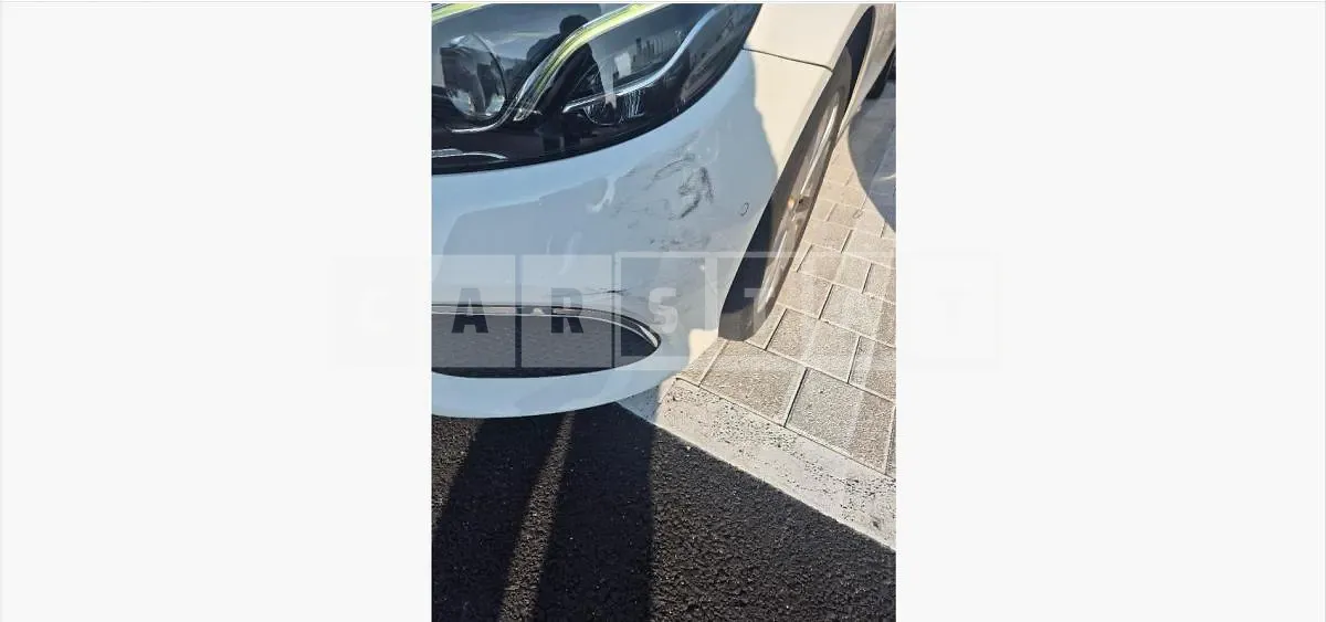 Photo 2 of 4: 2018 Mercedes-Benz (parts) E300 4Matic Front Bumper, L Headlamp — Korean insurance auction