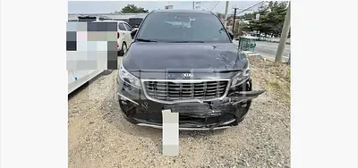 Photo 1 of 26: 2018 Kia Carnivals — Korean insurance auction