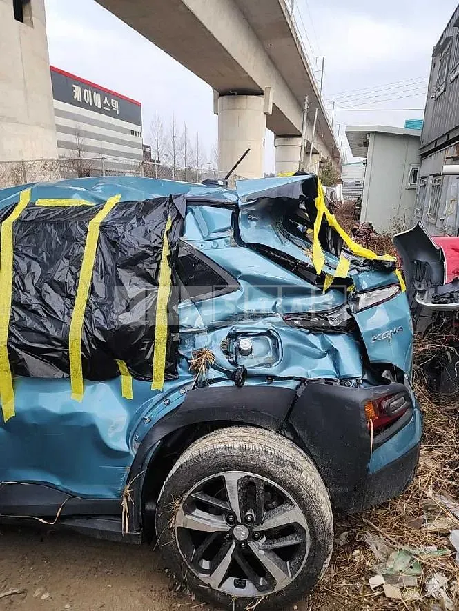 Photo 2 of 27: 2018 Hyundai Kona — Korean insurance auction