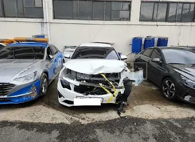 Photo 1 of 9: 2019 Kia K5, VIN KNAGU411BKA250070 — Korean insurance auction