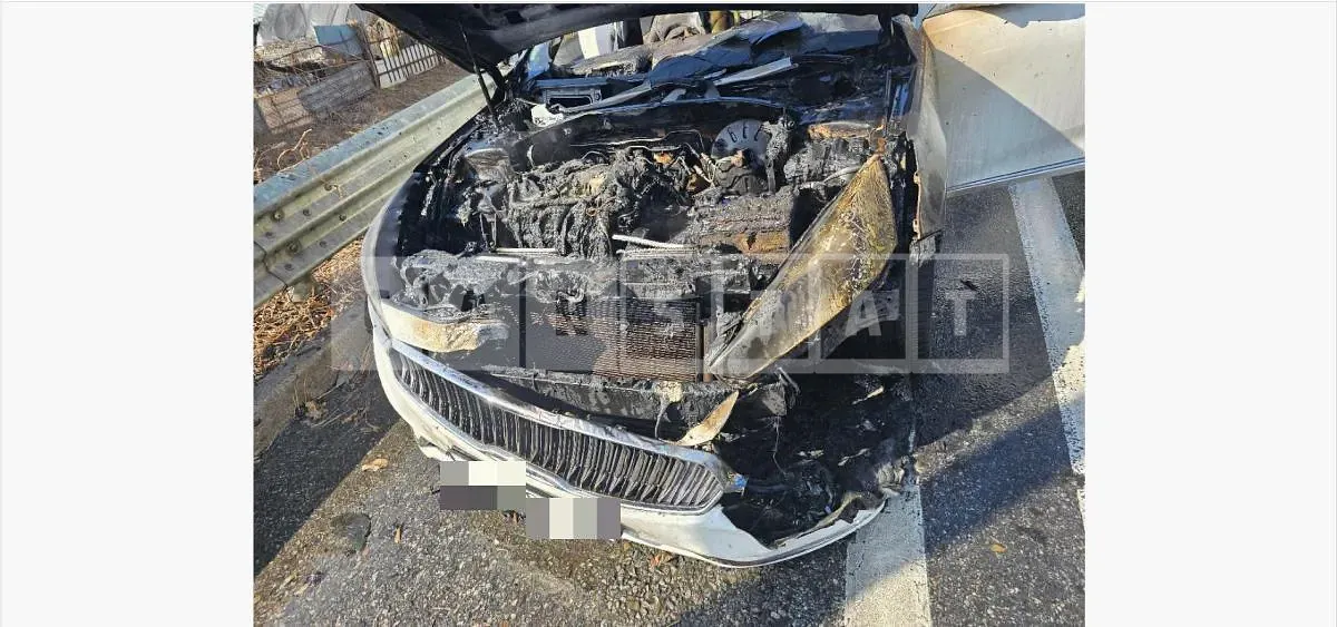 Photo 2 of 13: 2016 Kia K7 — Korean insurance auction