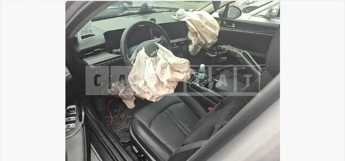 Photo 2 of 30: 2024 Kia K5 LPI — Korean insurance auction