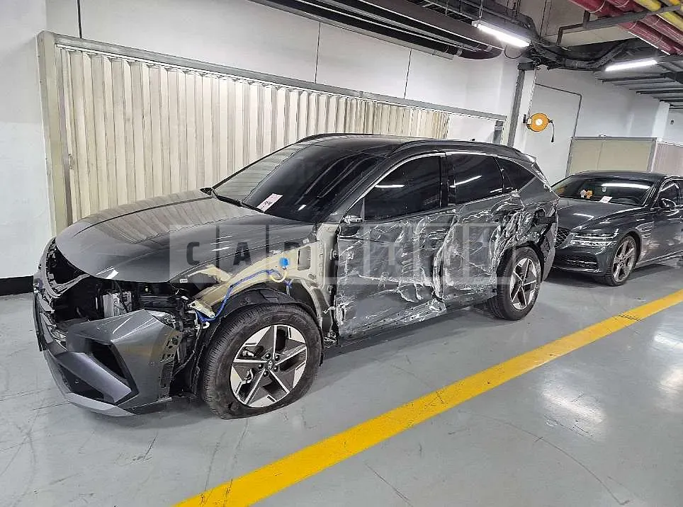Photo 2 of 18: 2025 Hyundai Tucson NX4 Gasoline — Korean insurance auction