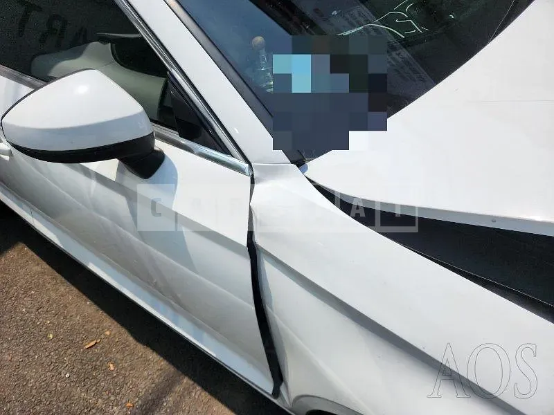 Photo 2 of 18: 2018 Audi A3 40 TFSI, VIN WAUZZZ8V4J1087184 — Korean insurance auction