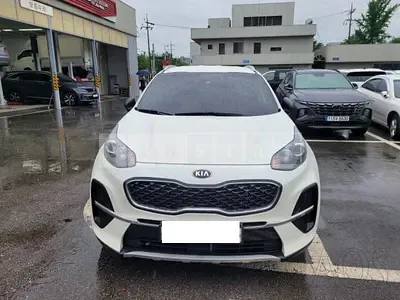 Photo 1 of 35: 2020 Kia Sportage, VIN KNAP681ABLK831153 — Korean insurance auction