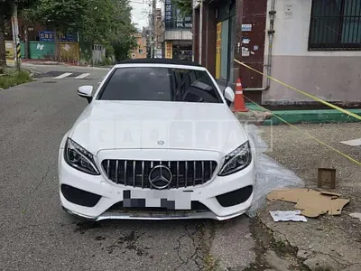 Photo 1 of 11: 2016 Mercedes-Benz C200 Cabriolet — Korean insurance auction