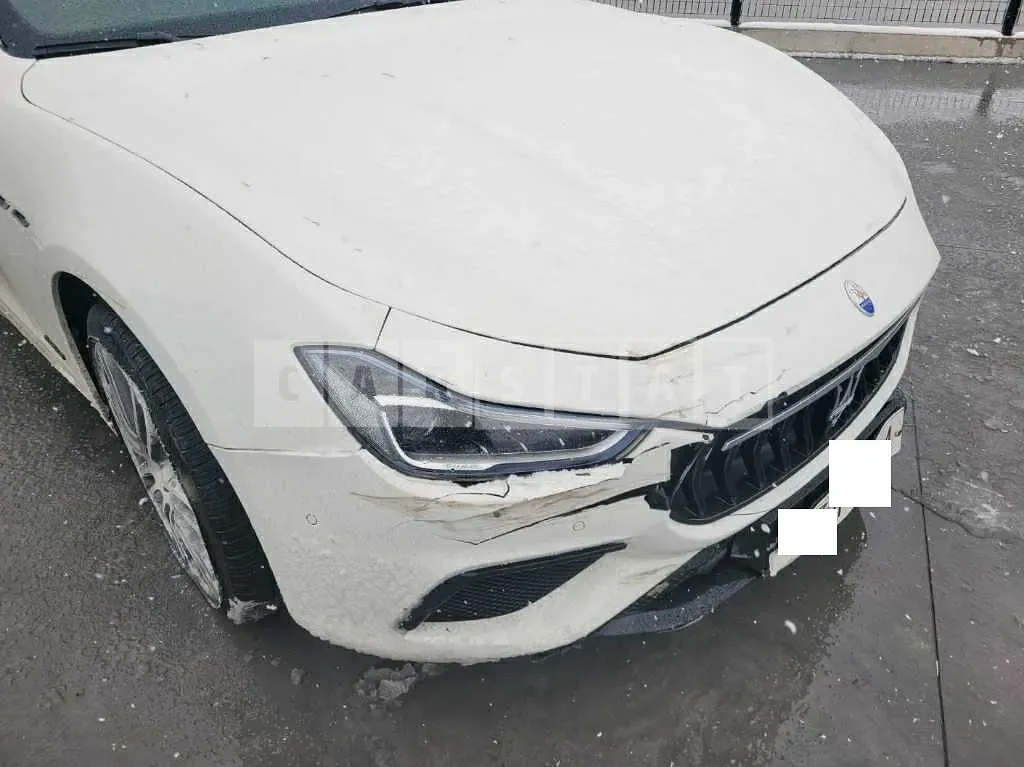 Photo 2 of 30: 2018 Maserati N/a, VIN ZAM57XSG0J129692S — Korean insurance auction