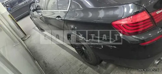Photo 2 of 15: 2015 BMW 520d, VIN WBA5E5107FG059529 — Korean insurance auction