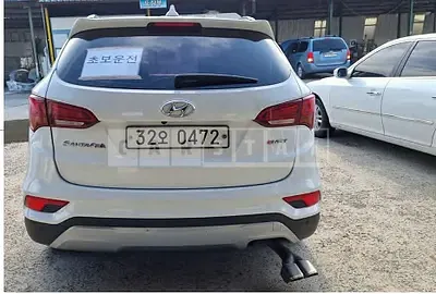 Photo 1 of 18: 2016 Hyundai Santa Fe, VIN KMHSW81UBGU655245 — Korean insurance auction
