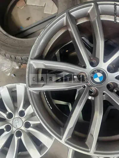 2020 (Parts) BMW 520d xDrive headlamp, wheel