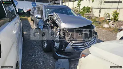 Photo 1 of 10: 2017 Hyundai Santa Fe, VIN KMHSW81UBJU830128 — Korean insurance auction