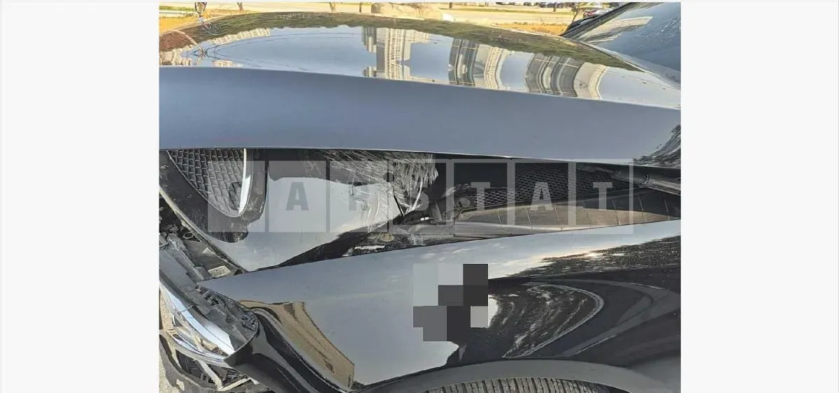 Photo 2 of 20: 2019 Mercedes-Benz E220 d 4Matic, VIN WDDZF0FB8KA624078 — Korean insurance auction