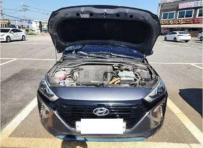 Photo 1 of 12: 2018 Hyundai Modern Ionic — Korean insurance auction