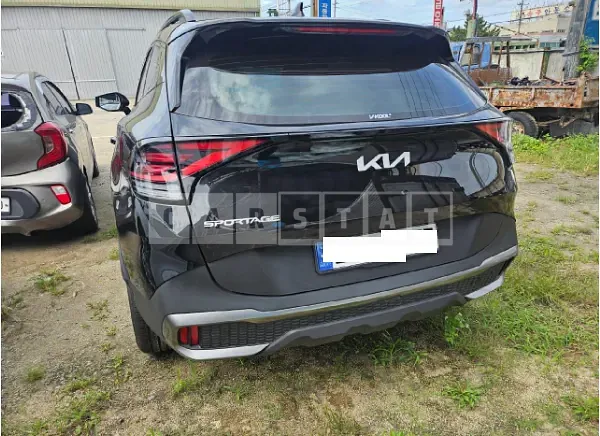 Photo 2 of 12: 2024 Kia Sportage — Korean insurance auction