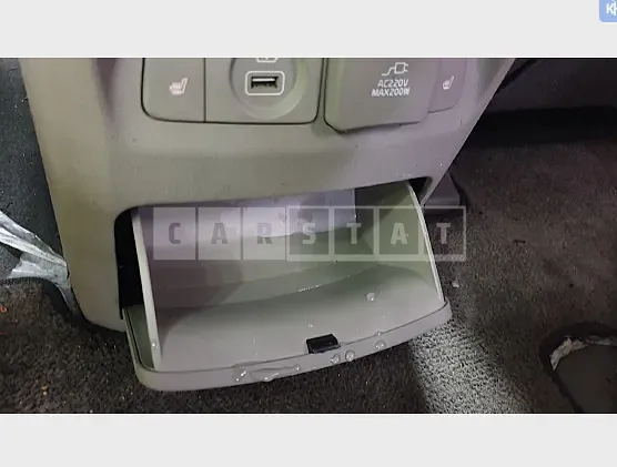Photo 2 of 20: 2016 Kia Carnival (Gasoline), VIN KNAME81ABGS208885 — Korean insurance auction