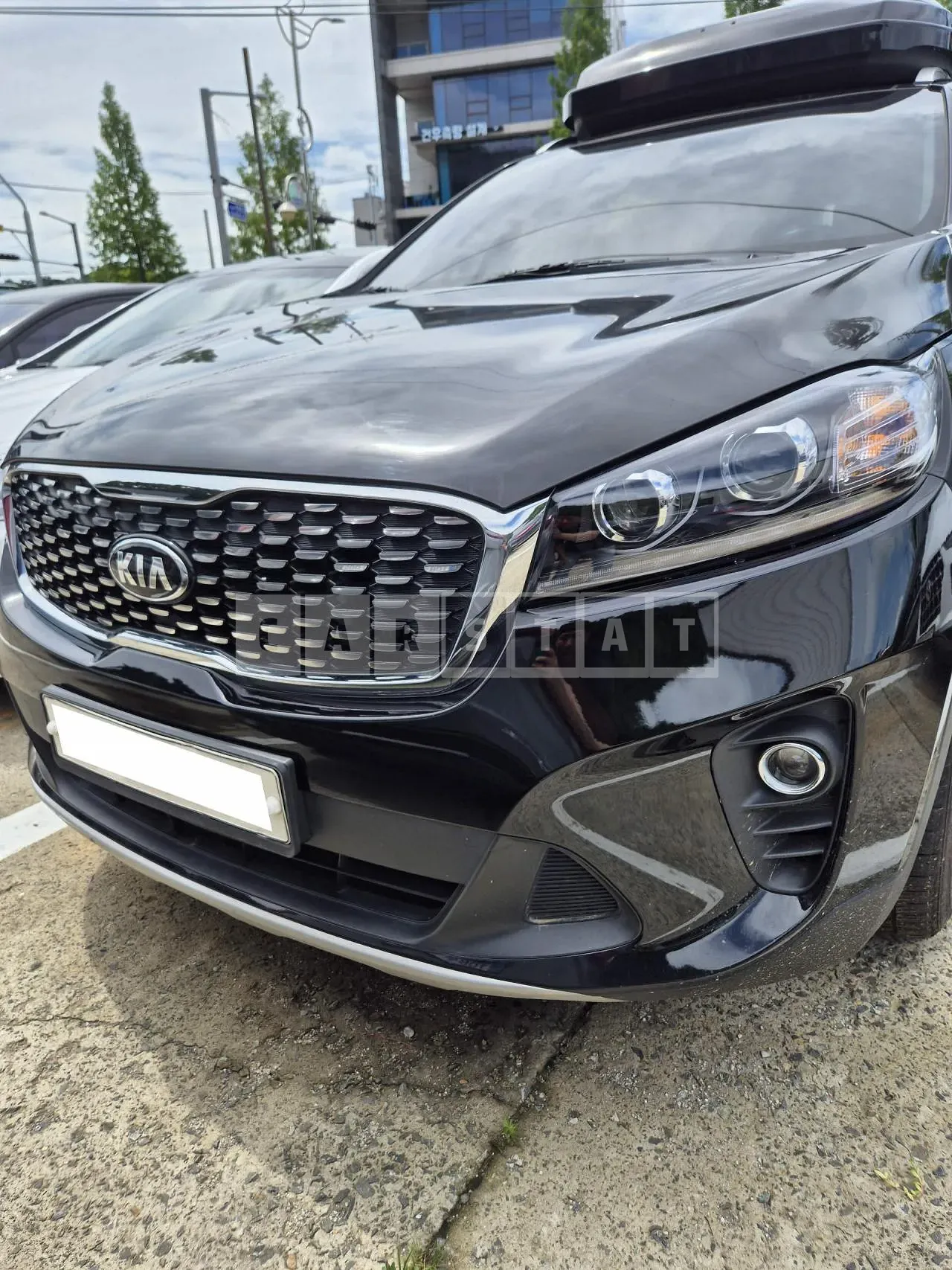 Photo 2 of 10: 2018 Kia Sorento, VIN KNAPG81ADJA468452 — Korean insurance auction