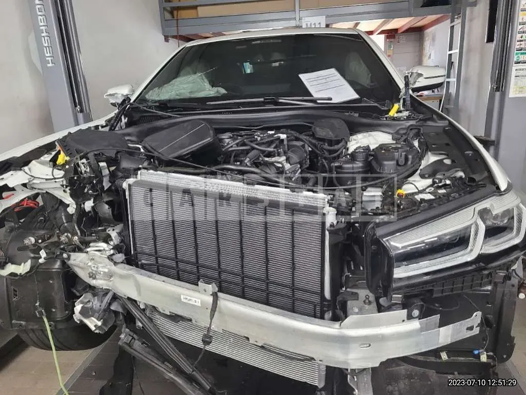 Photo 2 of 15: 2022 BMW 530i xDrive, VIN WBA31BJ05NCK02839 — Korean insurance auction