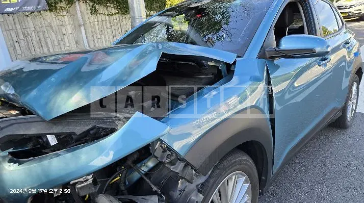 Photo 2 of 12: 2018 Hyundai Kona 1.6 — Korean insurance auction