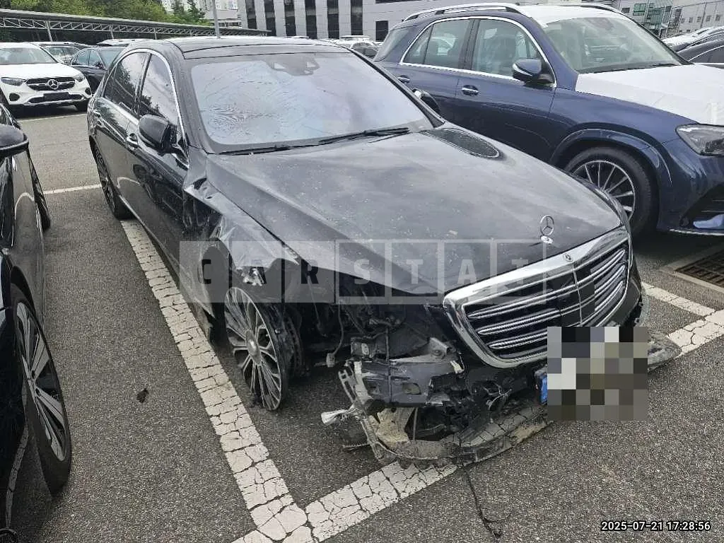 Photo 2 of 25: 2020 Mercedes-Benz S 560 4Matic — Korean insurance auction