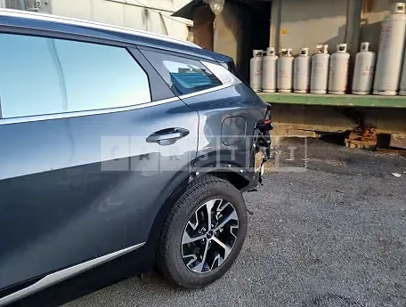 Photo 2 of 8: 2023 Kia Sportage, VIN KNAPX81GBPK057541 — Korean insurance auction
