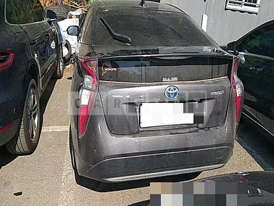 Photo 1 of 11: 2017 Toyota Prius, VIN JTDKBRFU4H3546196 — Korean insurance auction