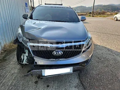 Photo 1 of 31: 2015 Kia Sportage, VIN KNAPE813BFK778690 — Korean insurance auction