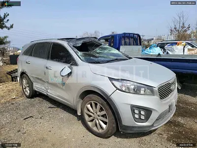 Photo 1 of 10: 2016 Kia Sorento, VIN KNAPK81ADGA226579 — Korean insurance auction