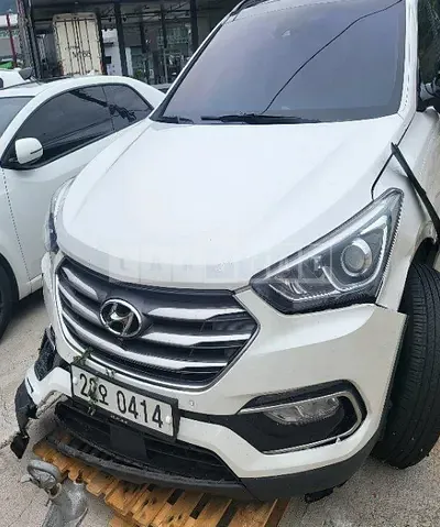 Photo 1 of 27: 2016 Hyundai Santa Fe, VIN KMHSW81XDGU668638 — Korean insurance auction