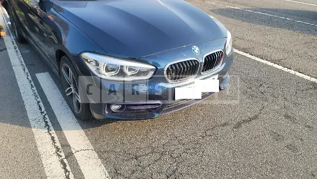 Photo 2 of 33: 2017 BMW 118d — Korean insurance auction